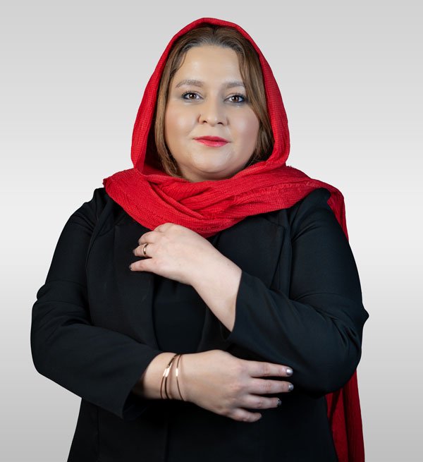 زهره احدی - مدیر امور داخلی